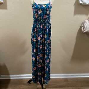 Beautiful floral jumper by Kingston Grey.